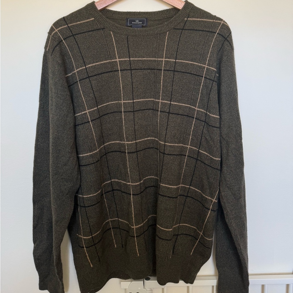 Dockers Olive green crewneck sweater, LARGE